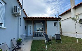 Seashore House Makri